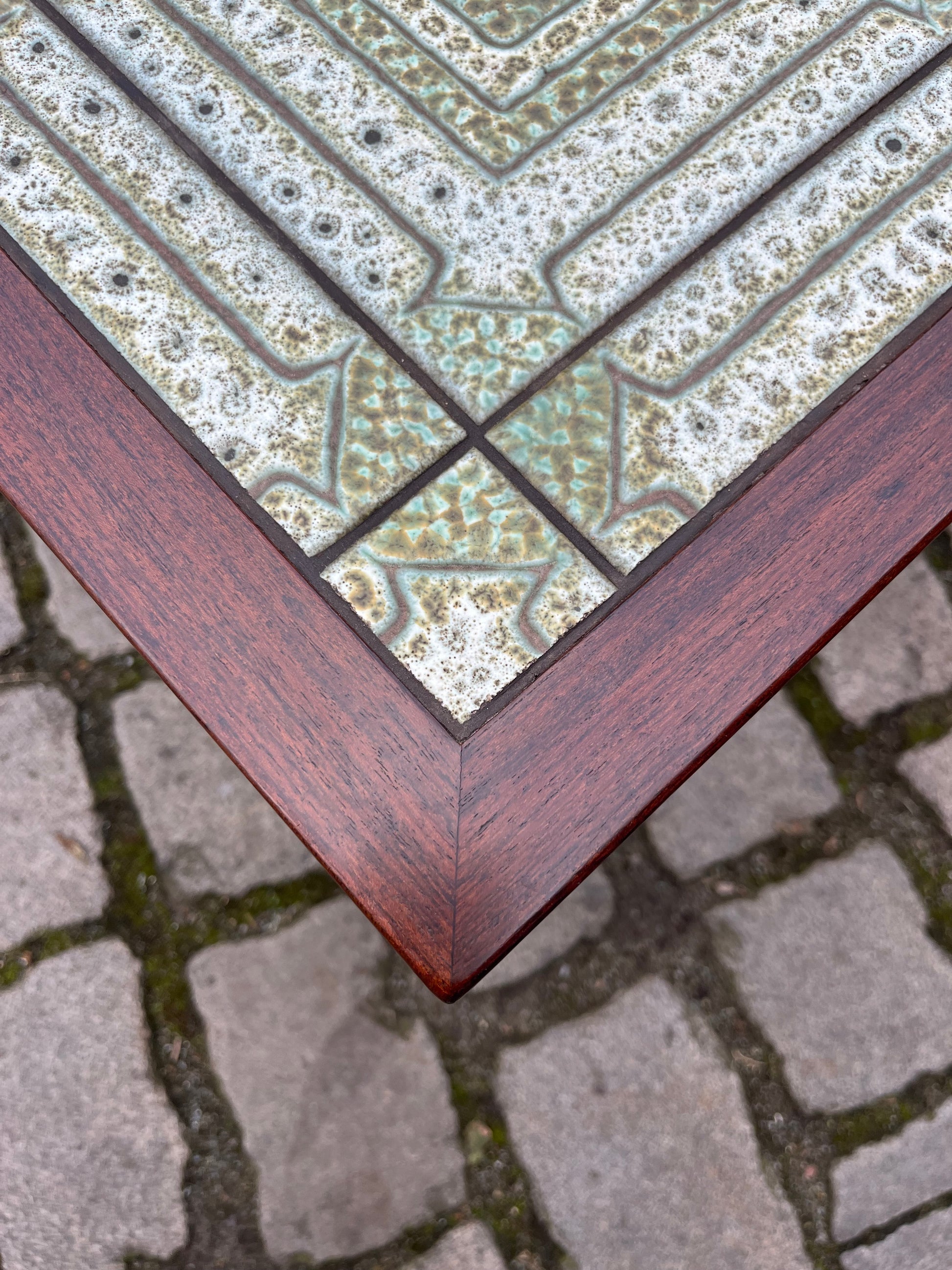 Beistelltisch Fliesen Palisander aus Dänemark von Kvalitet, Form & Funktion