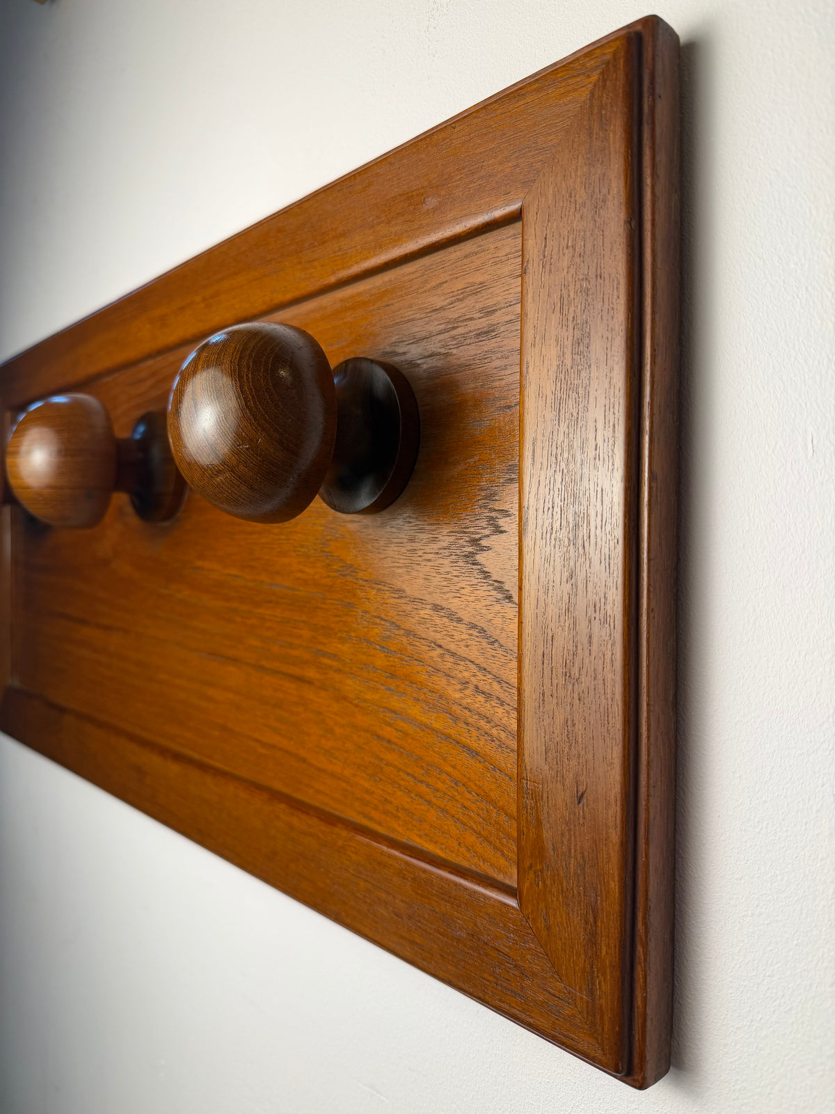 Wandgarderobe No. 369 Teak von Aksel Kjersgaard