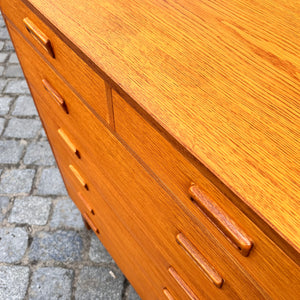 Tallboy Kommode Eiche mit Doppelgriffen von Holger Jensen für FDB Møbler