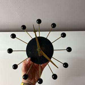 Wanduhr Holz Messing im Stil von George Nelson