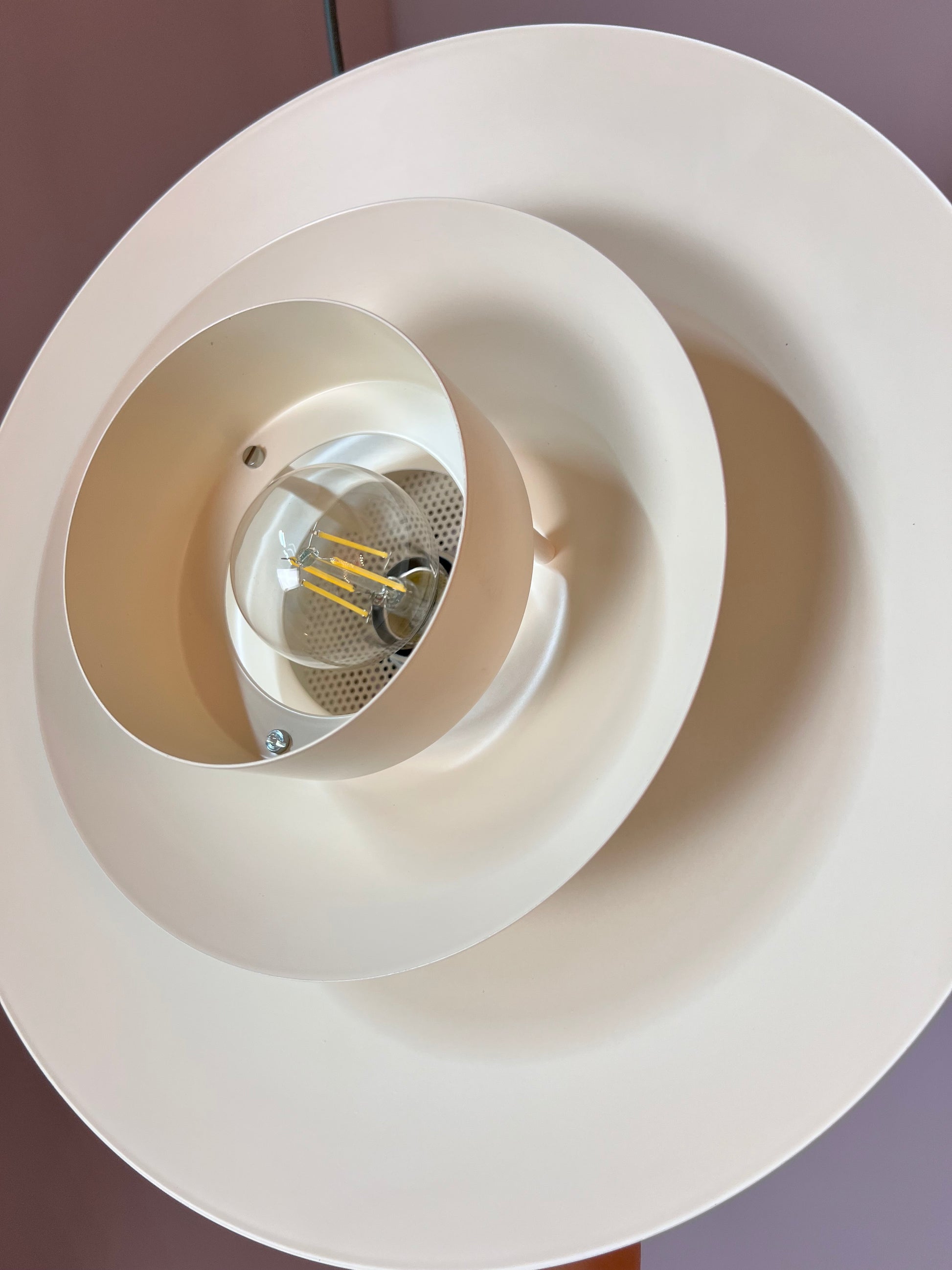 Lamellenlampe Dänemark cremeweiss
