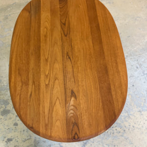 Ovaler Esstisch Teak mit neuem Tischgestell Glostrup