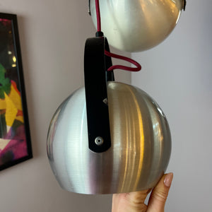 Kugellampe mit Kippmechanismus silber schwarz