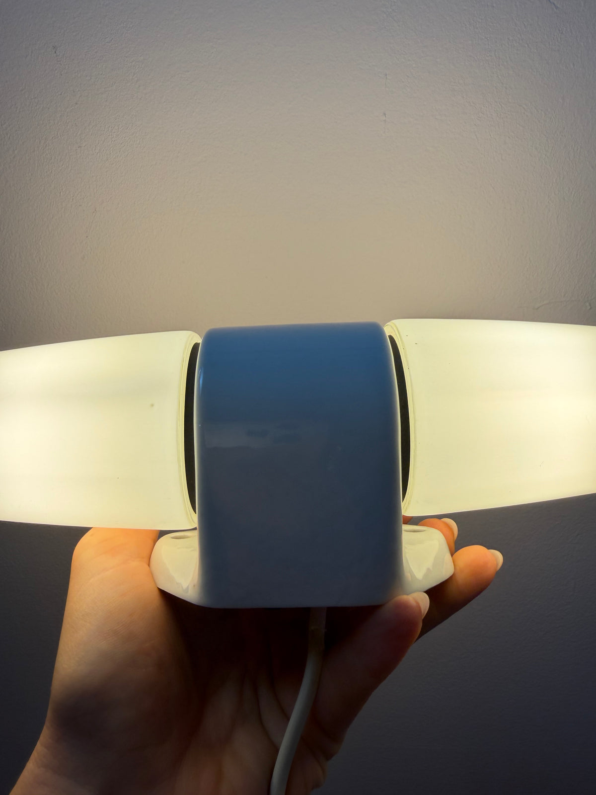 Wandlampe Modell 6068 weiß von Wilhelm Wagenfeld für Lindner