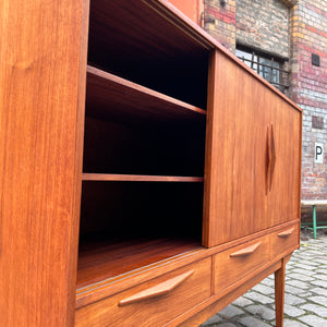 Highboard Teak aus Dänemark