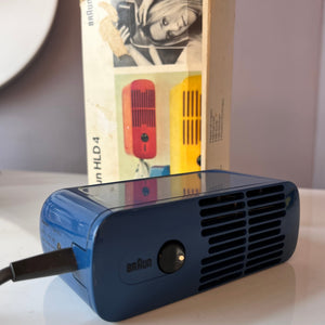 Reisefön HLD 4 blau von Dieter Rams für BRAUN