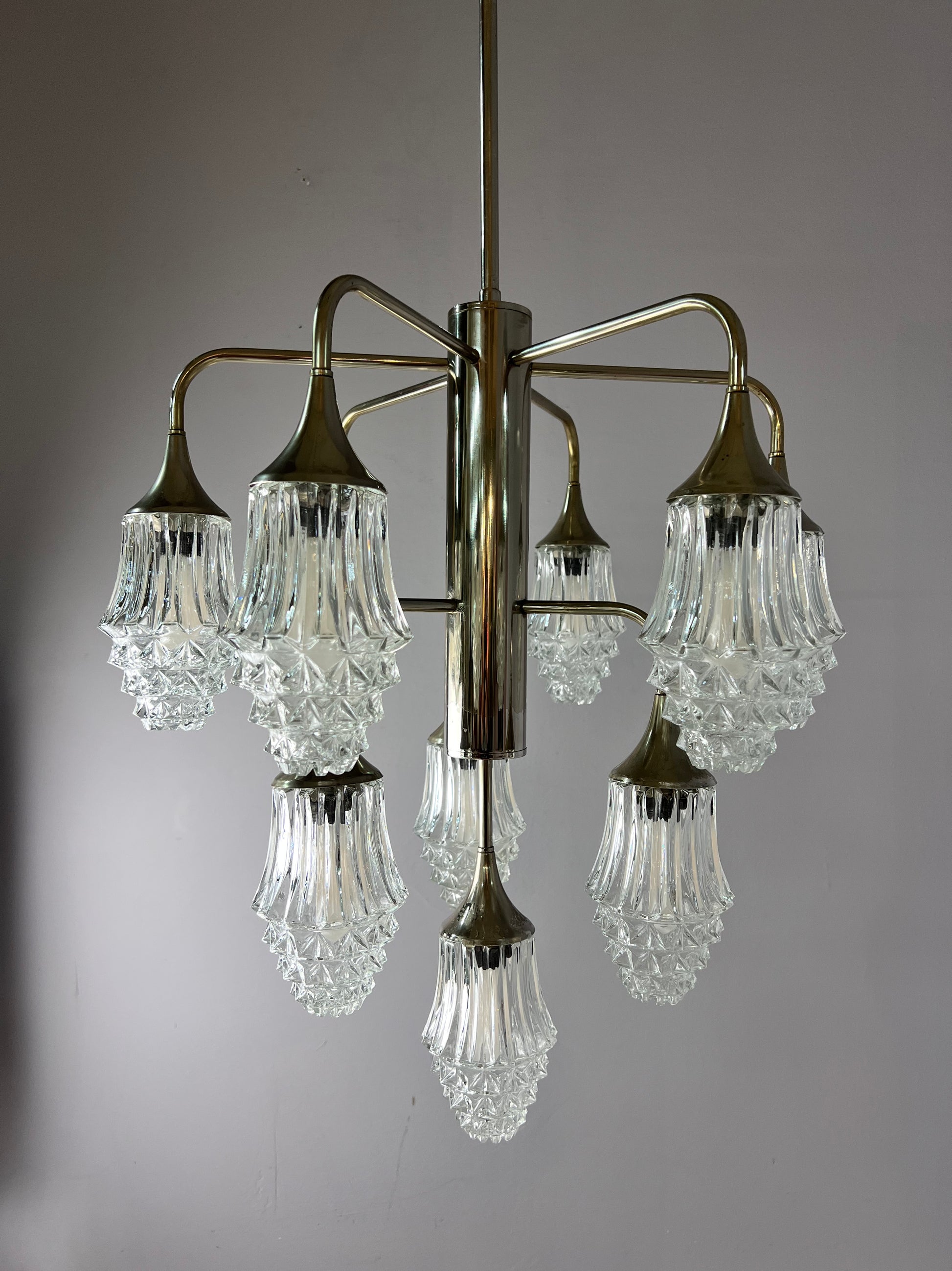 10-flammiger Kronleuchter Glas Chrom von Richard Essig