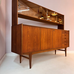 Sideboard Teak mit Vitrinenaufsatz aus Schweden