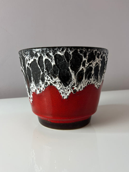 Blumentopf Fat Lava rot weiß von Jopeko Keramik
