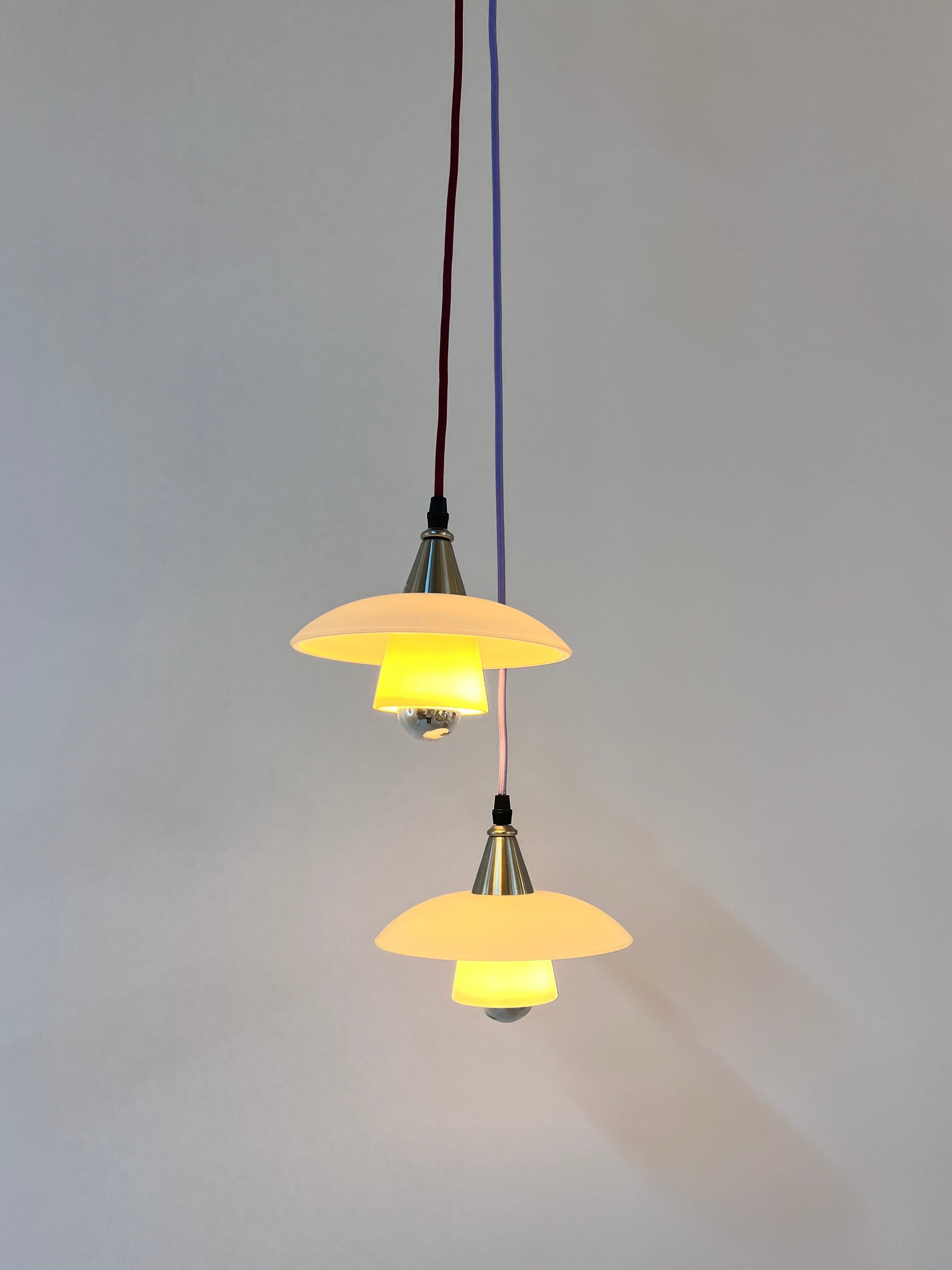 Lamellenlampe Milchglas aus Dänemark