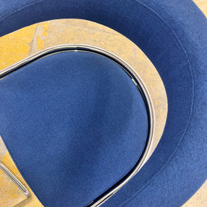 Freischwinger blau Chrom neu gepolstert