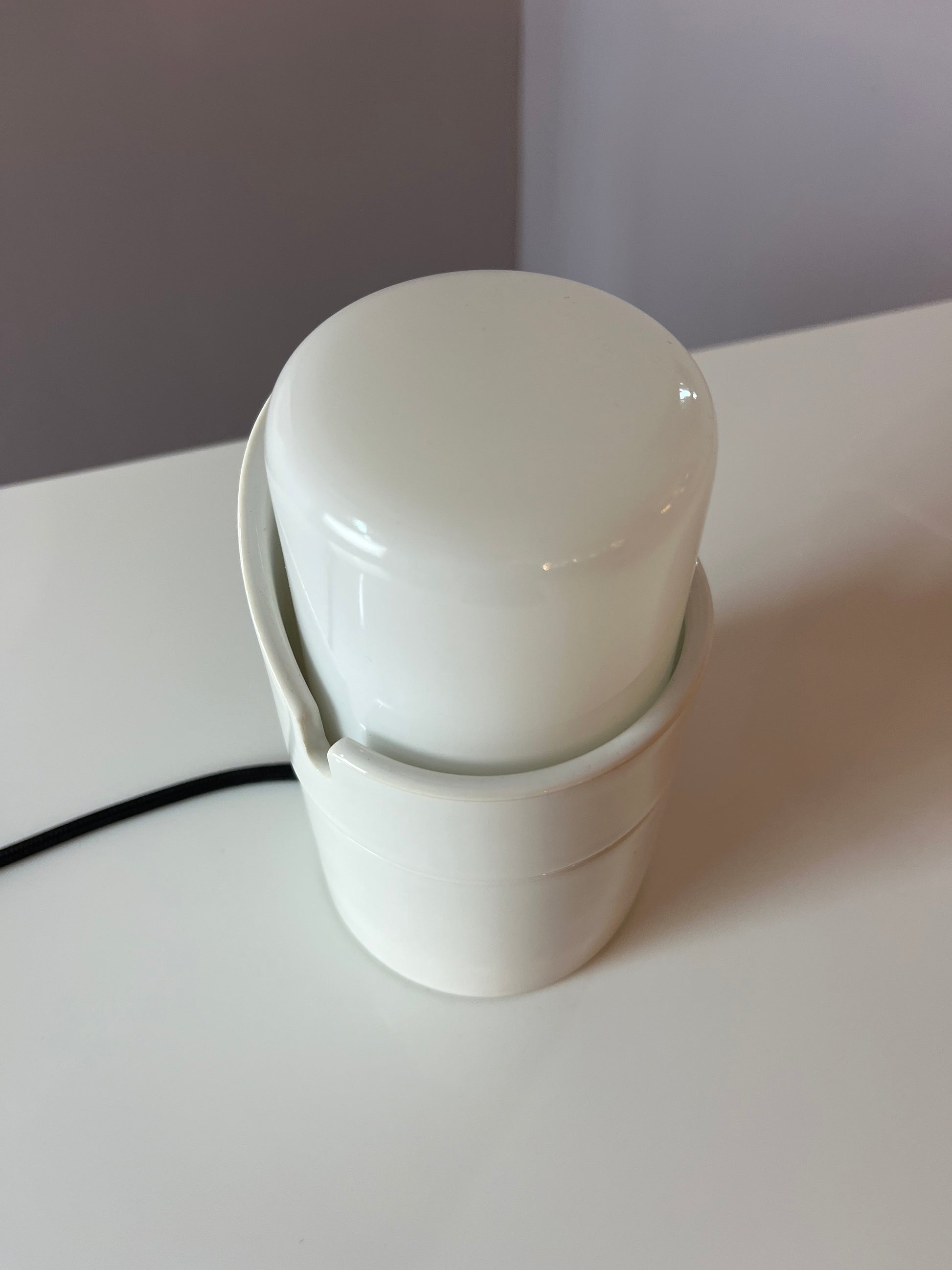 Wand-oder Tischlampe Modell 6050 weiß von Sigvard Bernadotte für Ifö