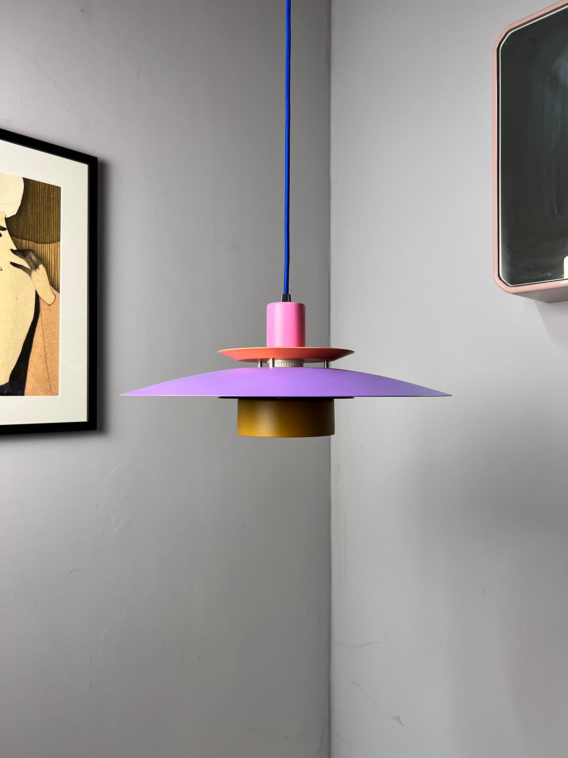 Lamellenlampe neu lackiert lila ocker