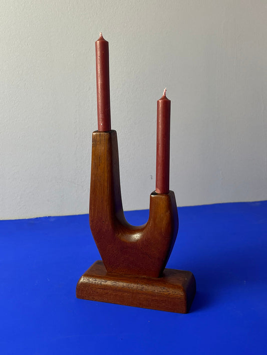 Zweiarmiger Kerzenständer Teak