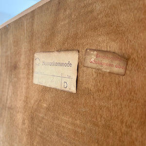 Wäscheschrank Modell Herrenkommode von Gebr. Lübke