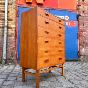 Tallboy Kommode Eiche mit Doppelgriffen von Holger Jensen für FDB Møbler