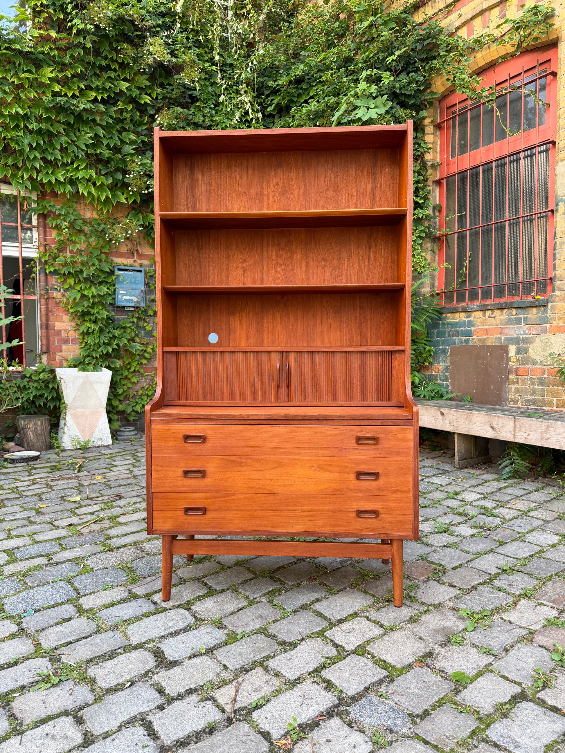 Bücherregal Teak mit Sekretär von Johannes Sorth für Nexø