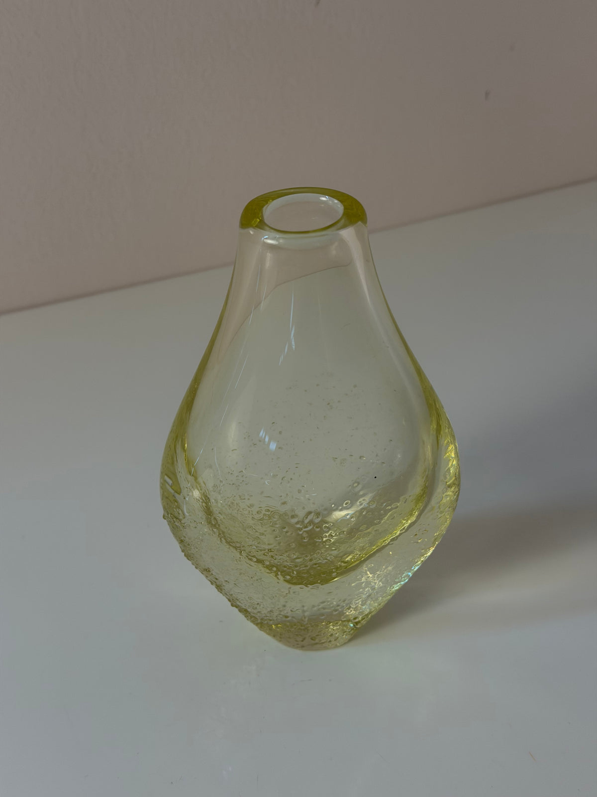 Vase gelb von Miloslav Klinger für Železný Brod Sklo