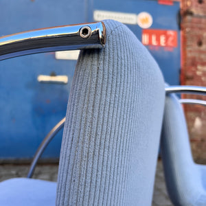 Freischwinger „Lens“ hellblau Cord & Chrom von Giovanni Offredi für Saporiti Italia