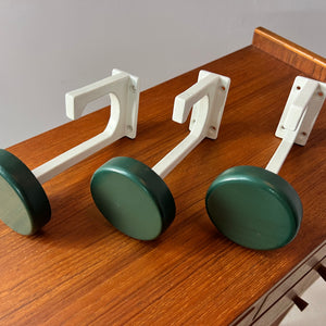 Set: 3x Kleiderhaken grün weiß
