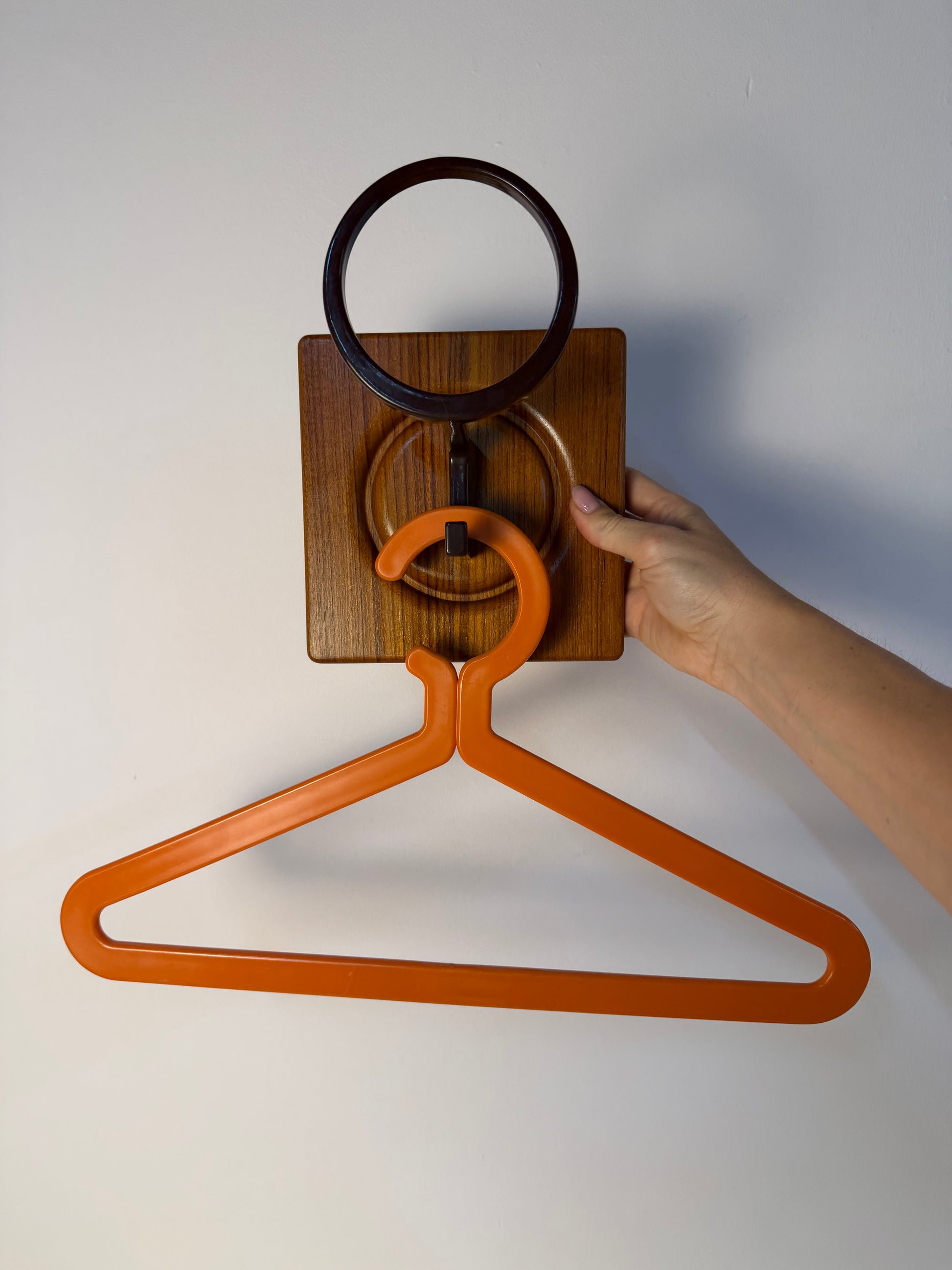 Set: Wandhaken Garderobe Teak von Sudbrock