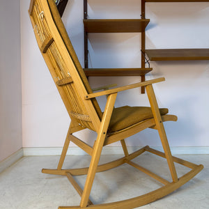 Schaukelstuhl mit original Polster von Selman Selmanagić für Hellerau