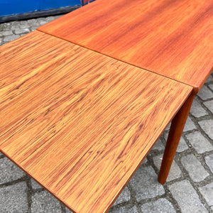 Ausziebarer Esstisch Teak von Henning Kjearnulf