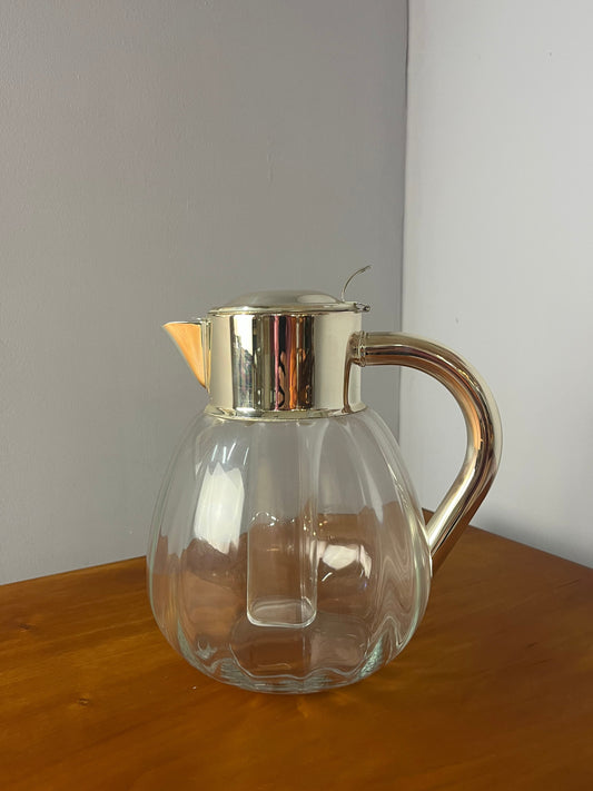 Karaffe mit Eiskühler und Silberdeckel