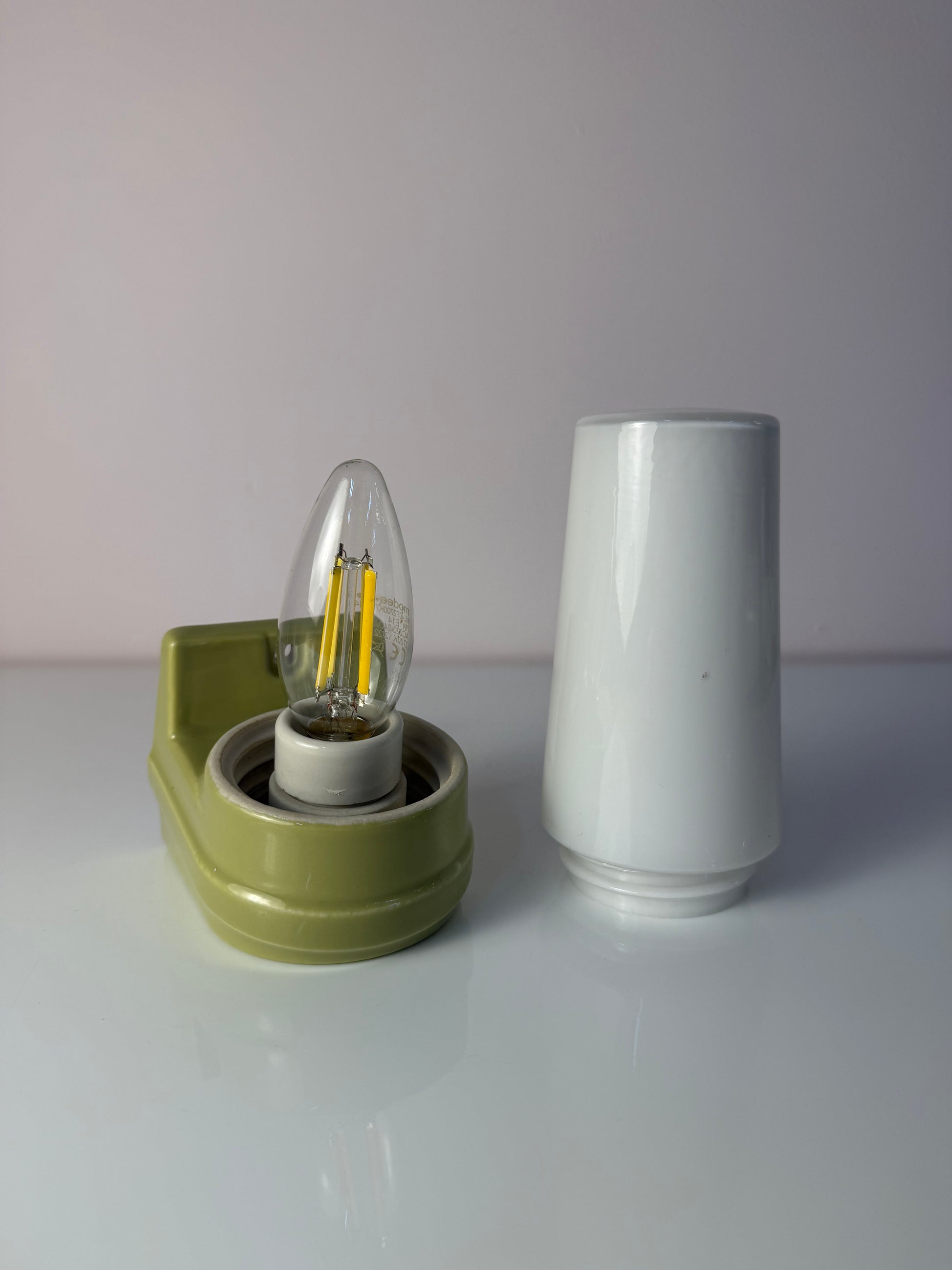 Wandlampe Modell 6080 mintgrün von Sigvard Bernadotte für Ifö
