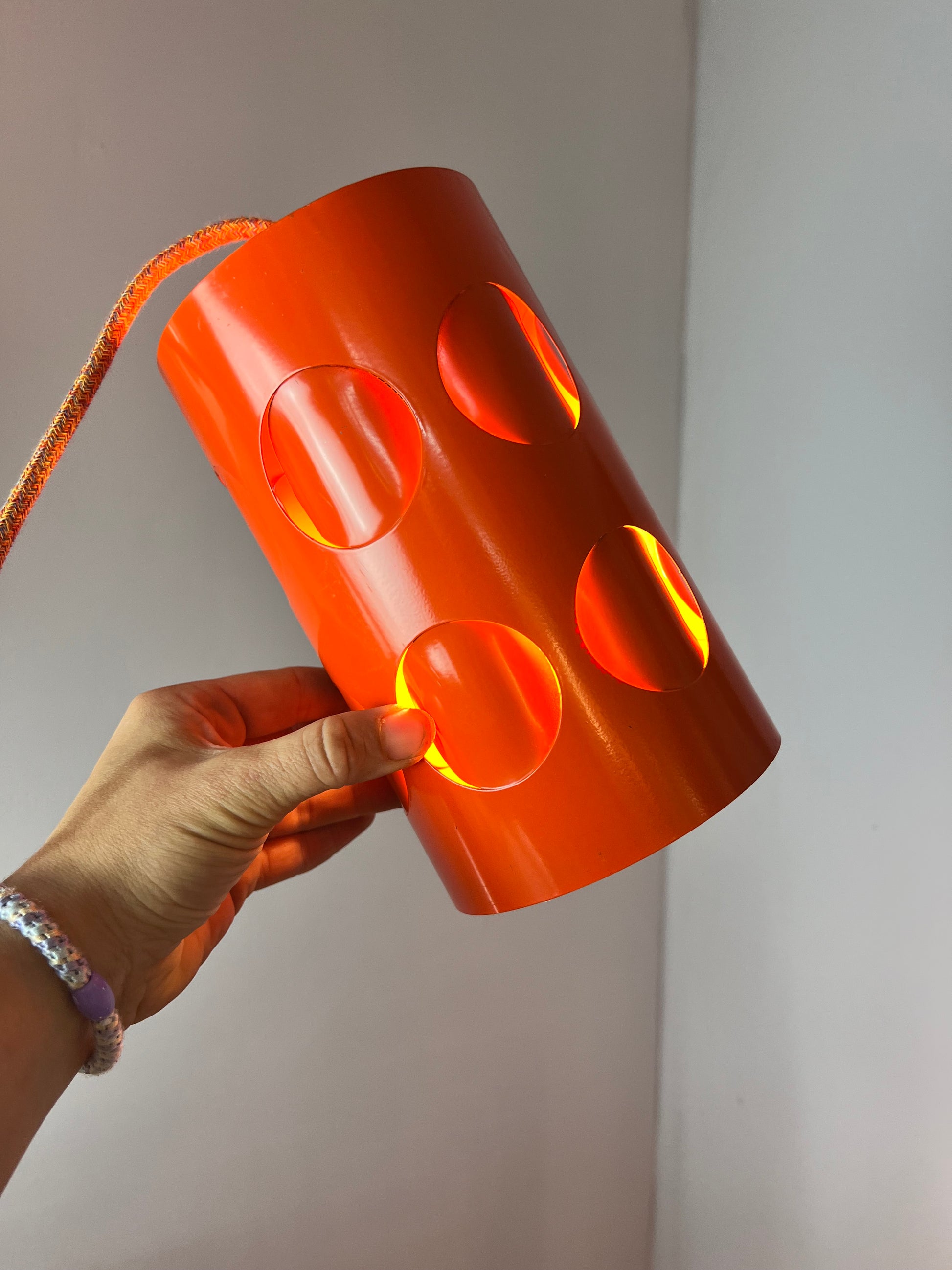 Hängelampe orange Metall von Raak Amsterdam