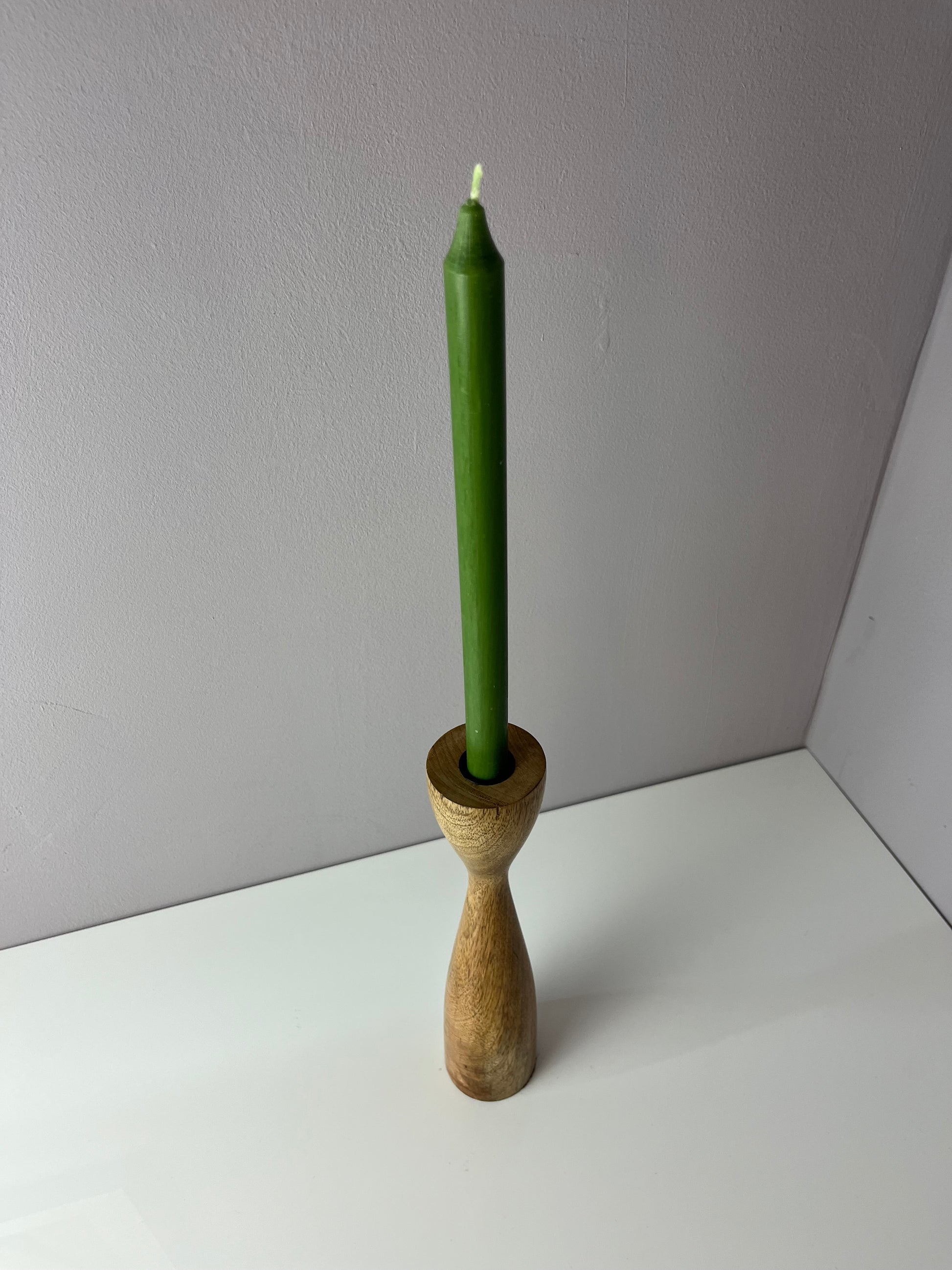 Hoher Kerzenständer Holz