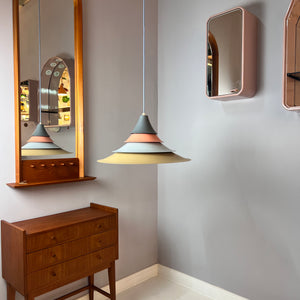 Lamellenlampe neu lackiert pastell-peach Pagode