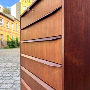 Kommode Teak mit Schloss aus Dänemark
