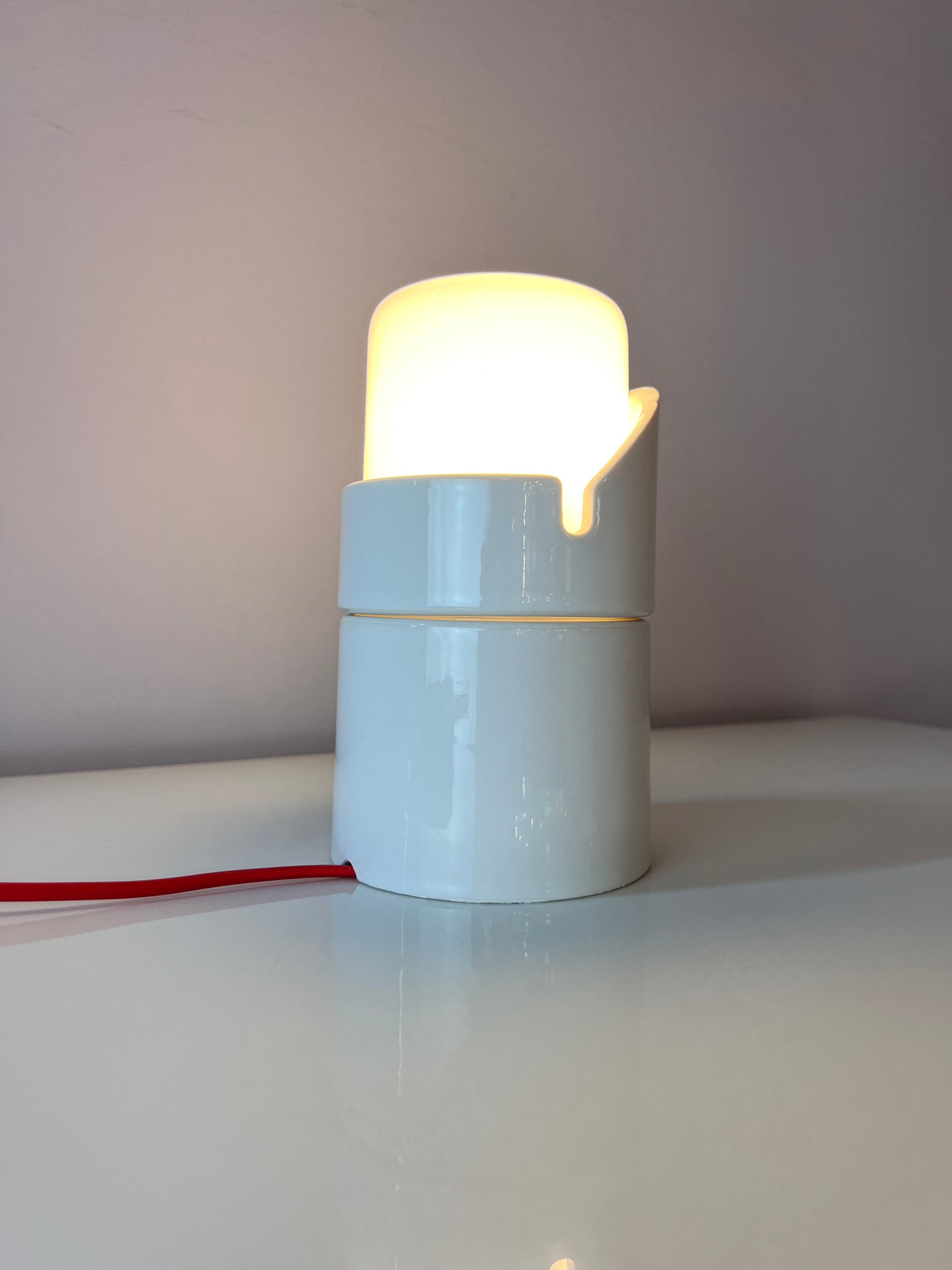 Wand-oder Tischlampe Modell 6050 weiß von Sigvard Bernadotte für Ifö