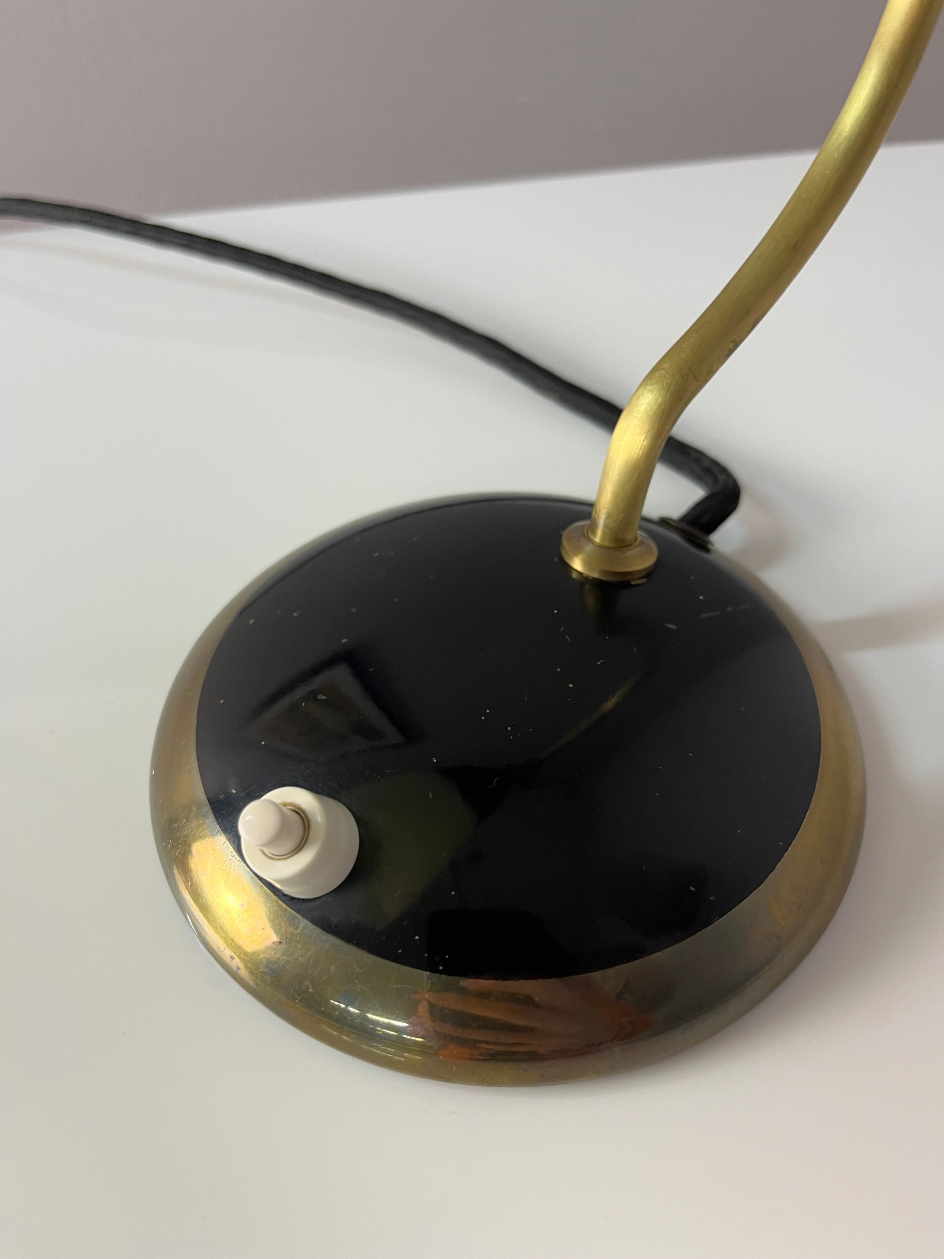 Tischlampe Messing Glas