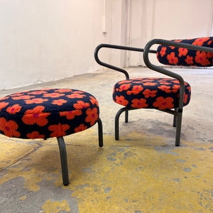 Set: Sessel & Hocker neu gepolstert aus der Serie The Natural Choice von Innovation Randers