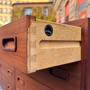 Doppelkommode Nussbaum von Carlo Jensen für Poul Hundevad