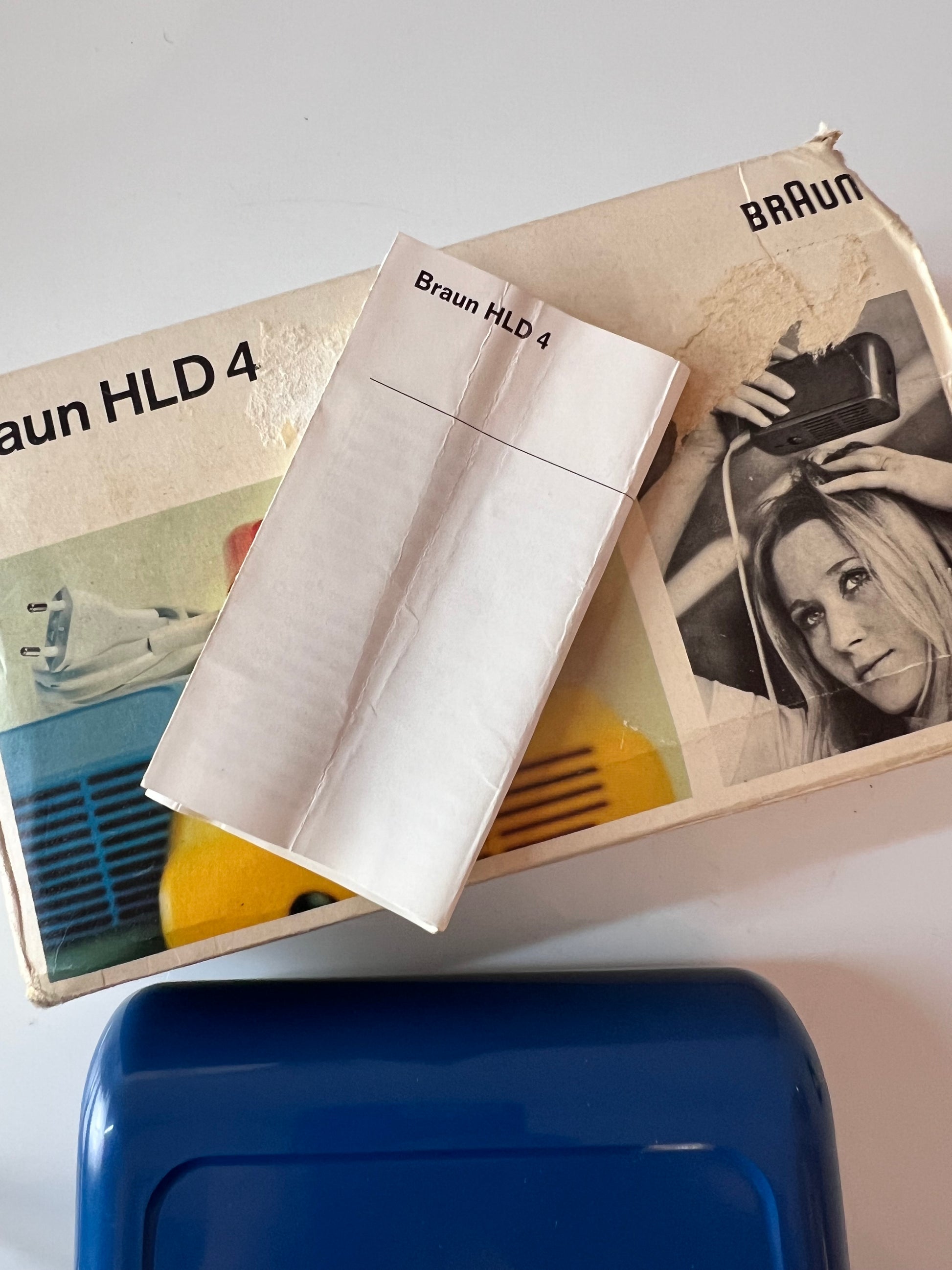 Reisefön HLD 4 blau von Dieter Rams für BRAUN