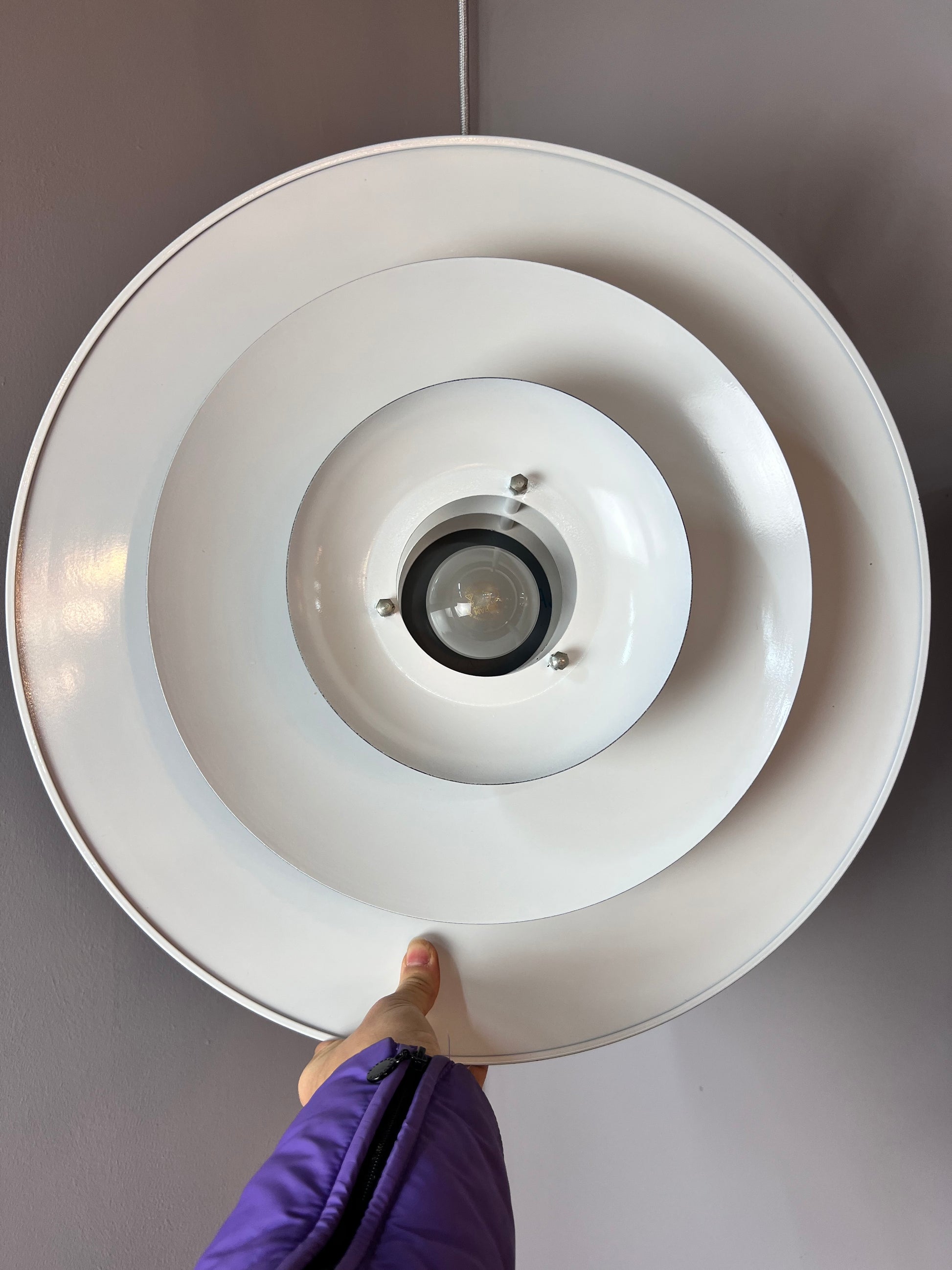 Lamellenlampe schwarz weiß aus Dänemark