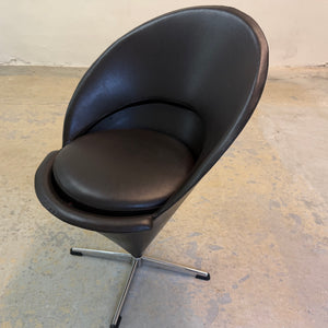 Cone Chair braunes Kunstleder von Verner Panton