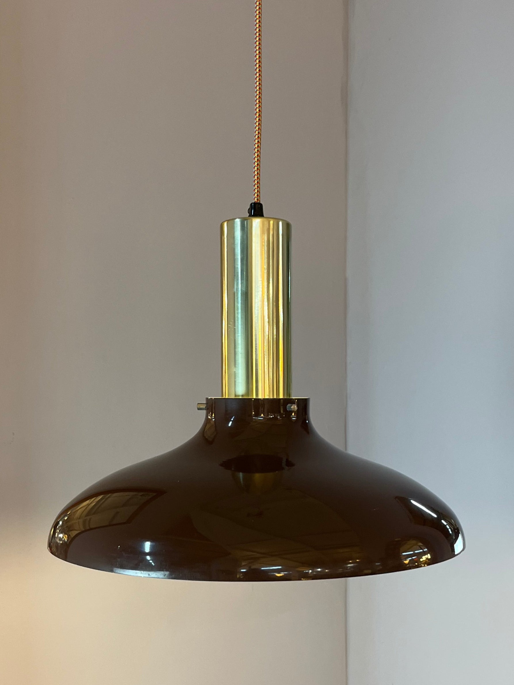 Hängelampe braun Messing aus Dänemark