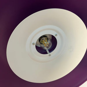 Trichterlampe lila flieder neu lackiert aus Dänemark