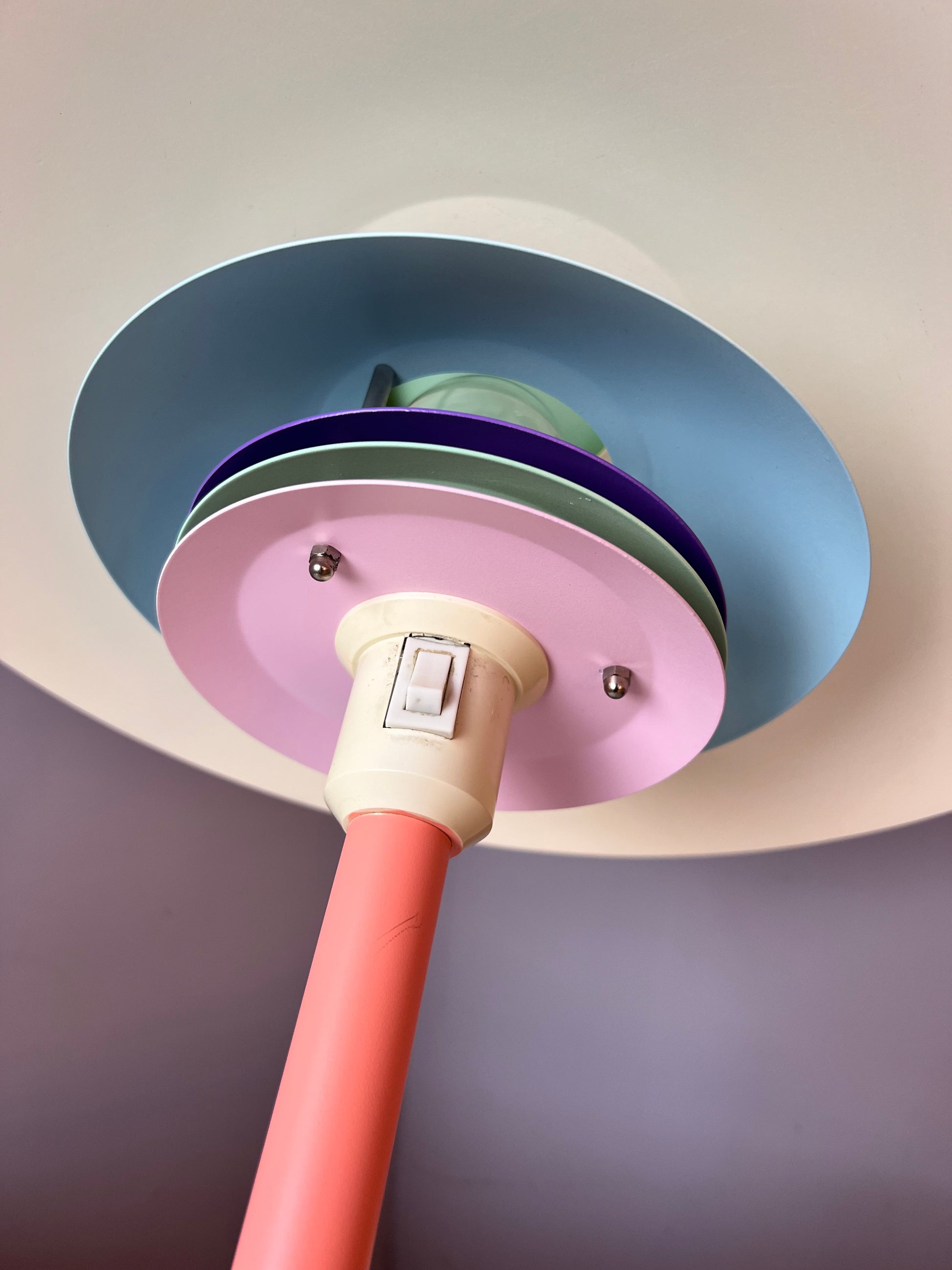 Tischlampe neu lackiert peach gelb