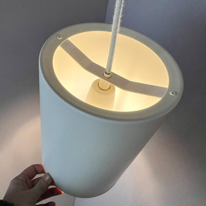 Zylinderlampe weiß neu lackiert von Fog & Mørup