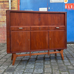 Highboard Teak mit Jalousietüren aus Dänemark