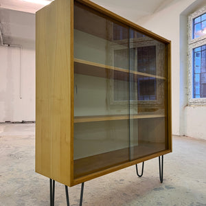 Vitrine Typ 430 Esche von Joachim Nebelung für Hellerau