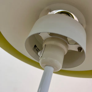 Stehlampe Typ 854 neu lackiert von Horn