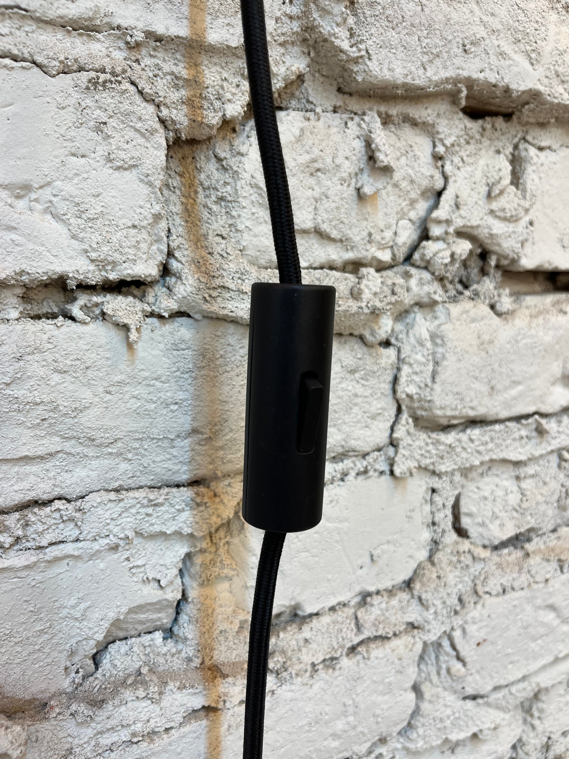 Wandlampe rot von Uwe Mersch