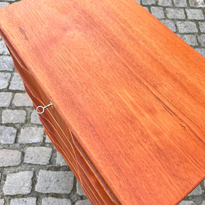 Kommode Teak mit Schloss aus Dänemark