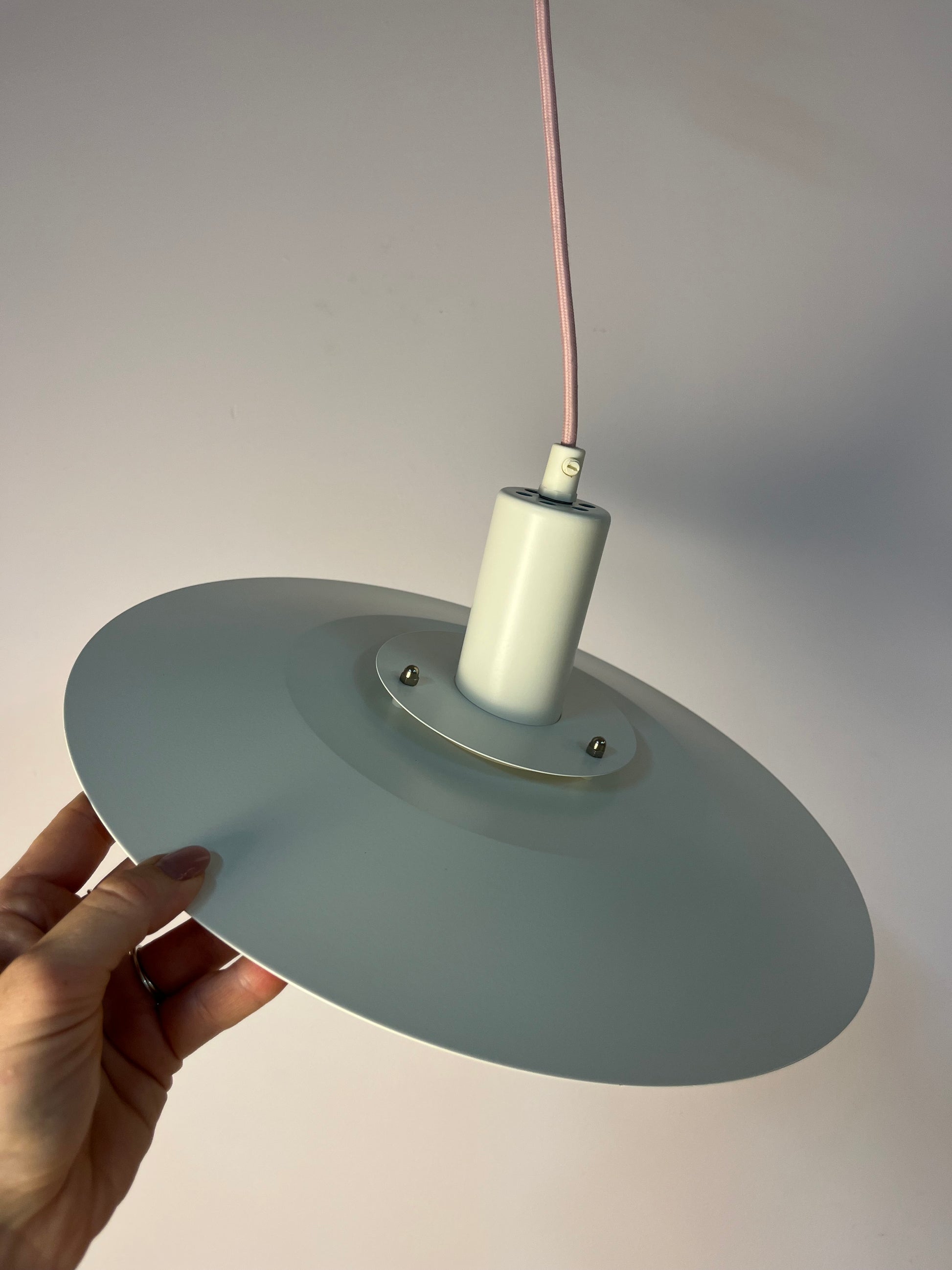 Lamellenlampe Typ 4000 weiß von Lyfa